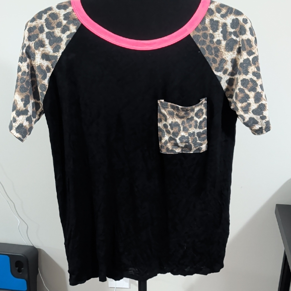 BiBi Black and Pink Cheetah T-Shirt